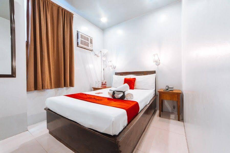 Reddoorz Plus @ Tayuman Manila Dış mekan fotoğraf